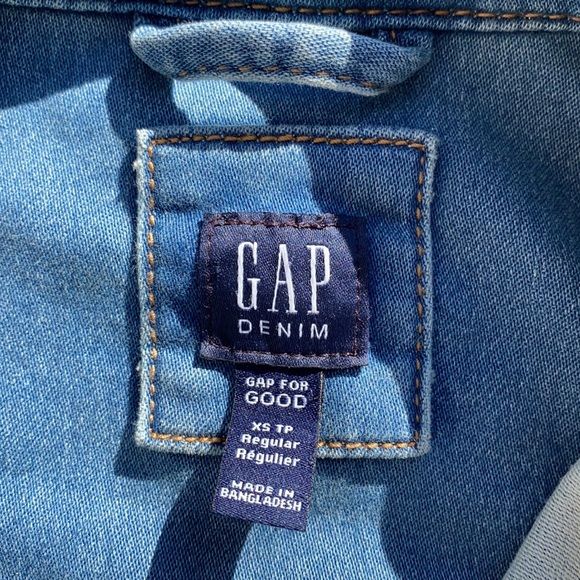 Gap kids denim jacket in xs - Picture 2 of 8